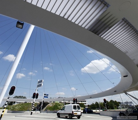 鋼結(jié)構(gòu)氟碳漆7.jpg 鋼結(jié)構(gòu)氟碳漆7.jpg